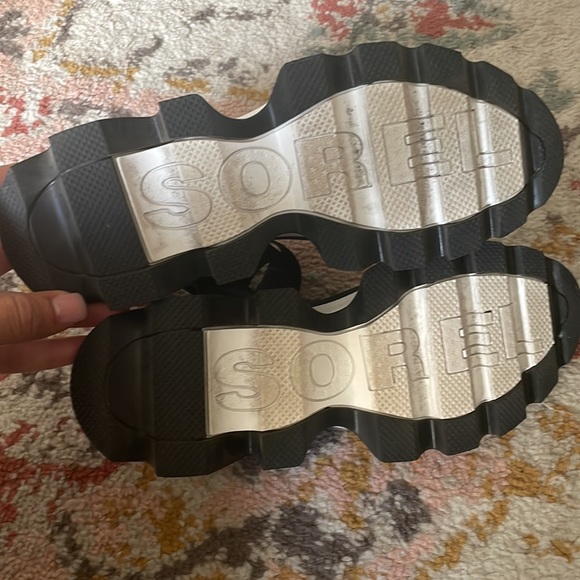 Sorel Explorer Sandals - Picture 3 of 3